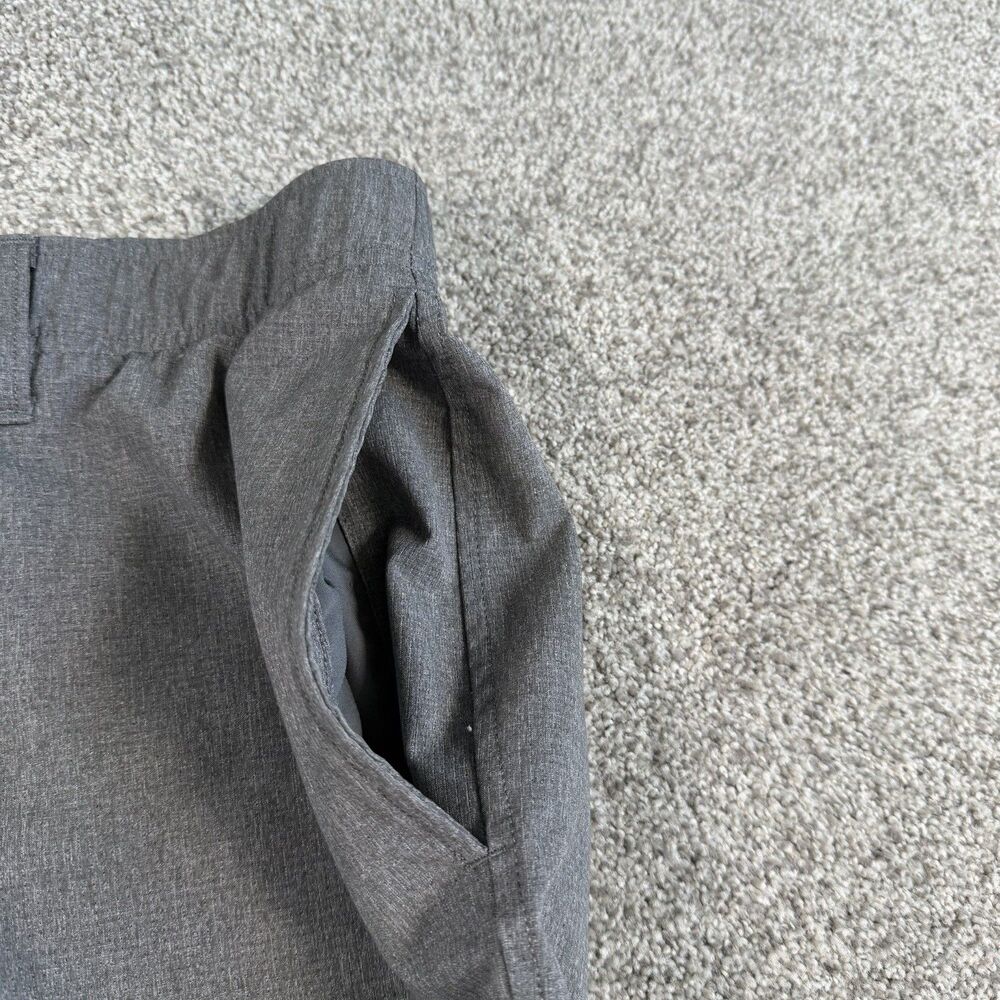 Under Armour Vented Golf Pants Mens Gray Performance Size 40x30 (38x29) - Picture 5 of 13